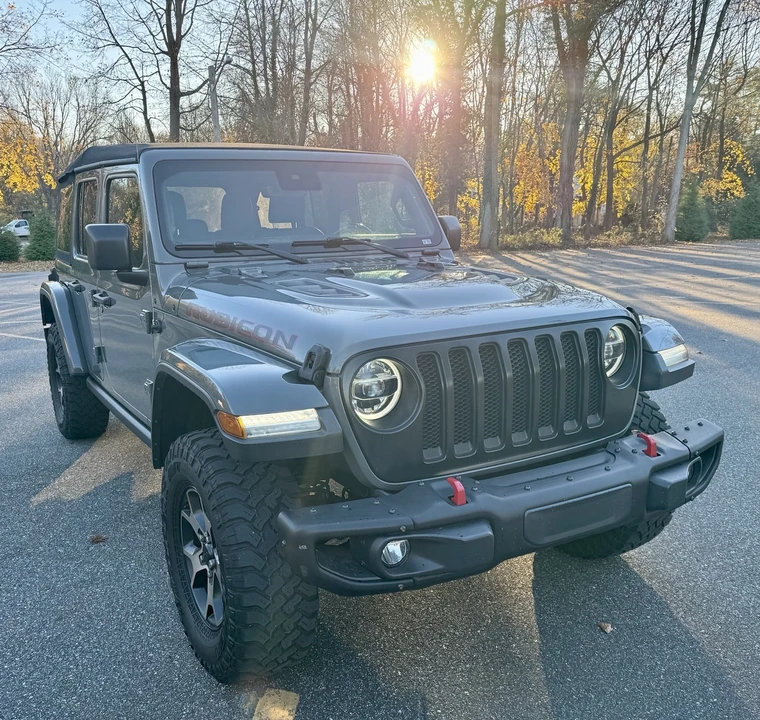 2020 Jeep JL Wrangler - Image 4 of 15
