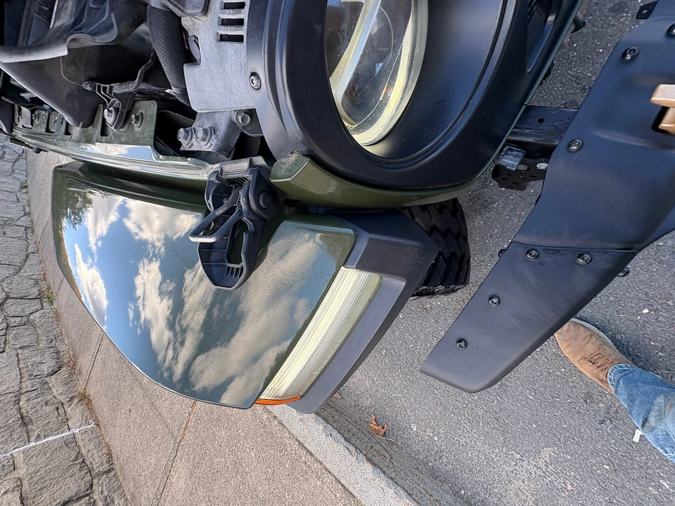 2020 Jeep JL Wrangler - Image 17 of 21