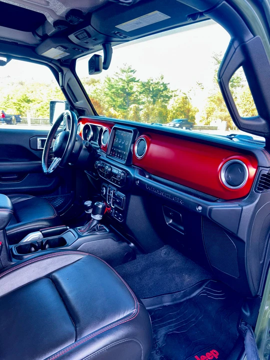 2020 Jeep JL Wrangler - Image 2 of 21