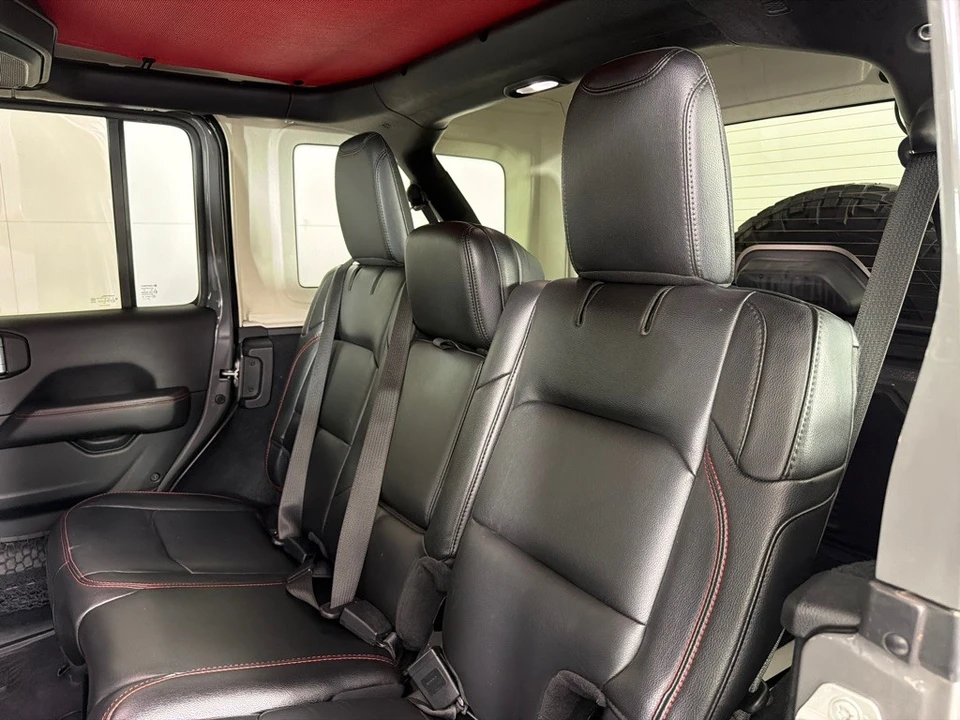 2020 Jeep JL Wrangler - Image 20 of 28