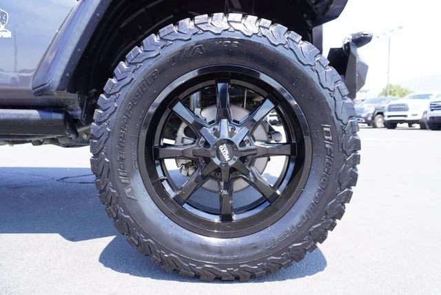 2020 Jeep JL Wrangler - Image 14 of 21