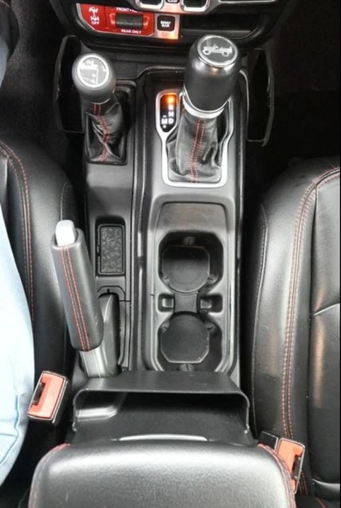2020 Jeep JL Wrangler - Image 24 of 24