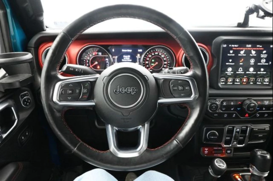 2020 Jeep JL Wrangler - Image 15 of 24