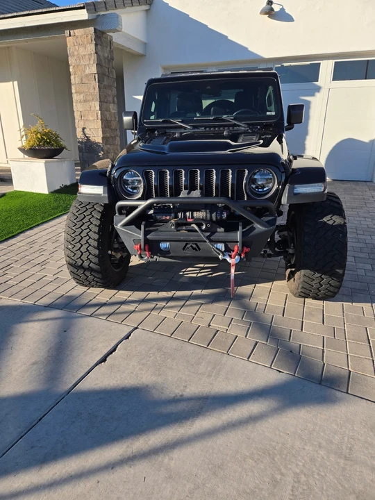 2020 Jeep JL Wrangler - Image 4 of 20