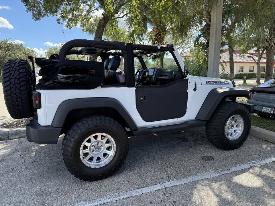 2020 Jeep Renegade - Image 3 of 7