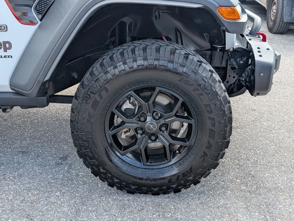 2020 Jeep JL Wrangler - Image 9 of 26
