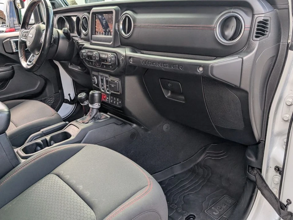 2020 Jeep JL Wrangler - Image 14 of 26
