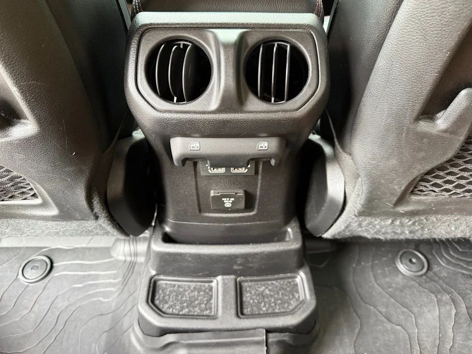 2020 Jeep JL Wrangler - Image 20 of 21