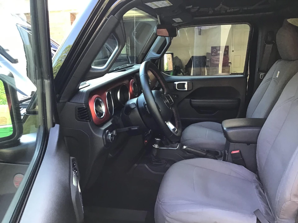 2020 Jeep JL Wrangler - Image 27 of 31
