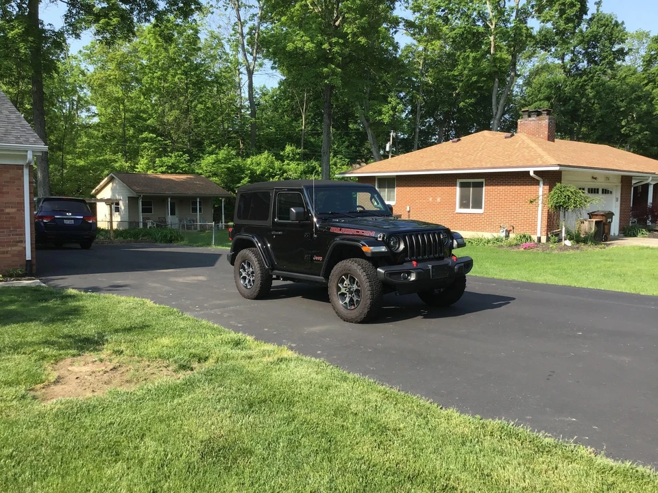 2020 Jeep JL Wrangler - Image 4 of 31