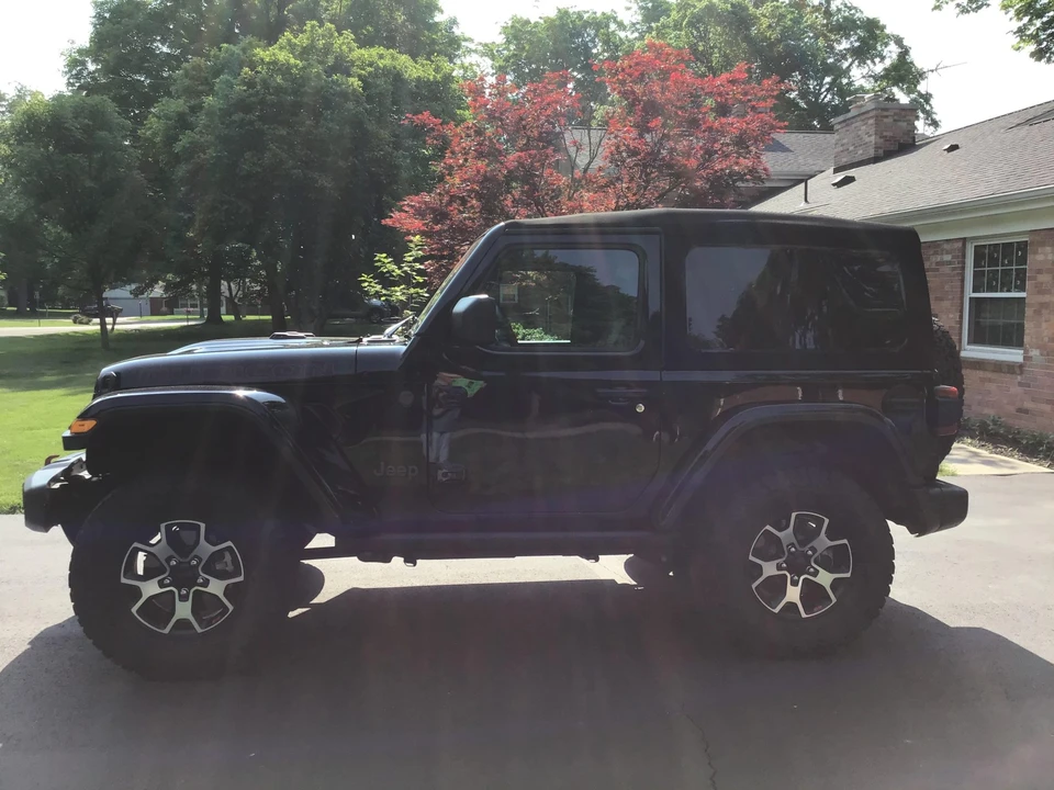2020 Jeep JL Wrangler - Image 11 of 31