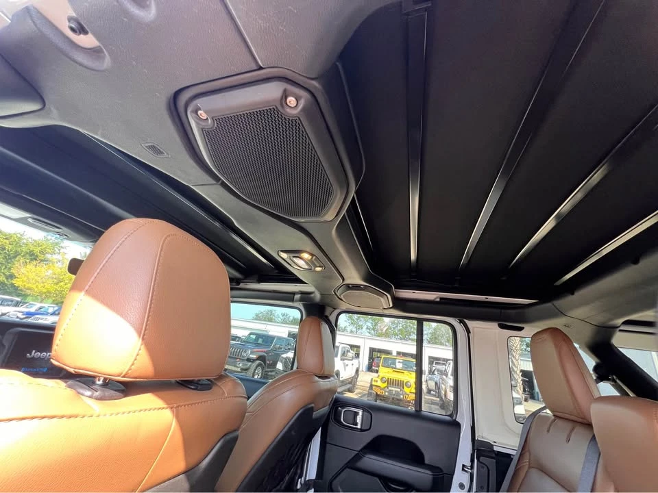 2020 Jeep JL Wrangler - Image 10 of 15