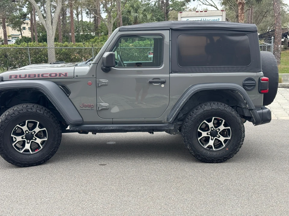 2020 Jeep JL Wrangler - Image 23 of 31