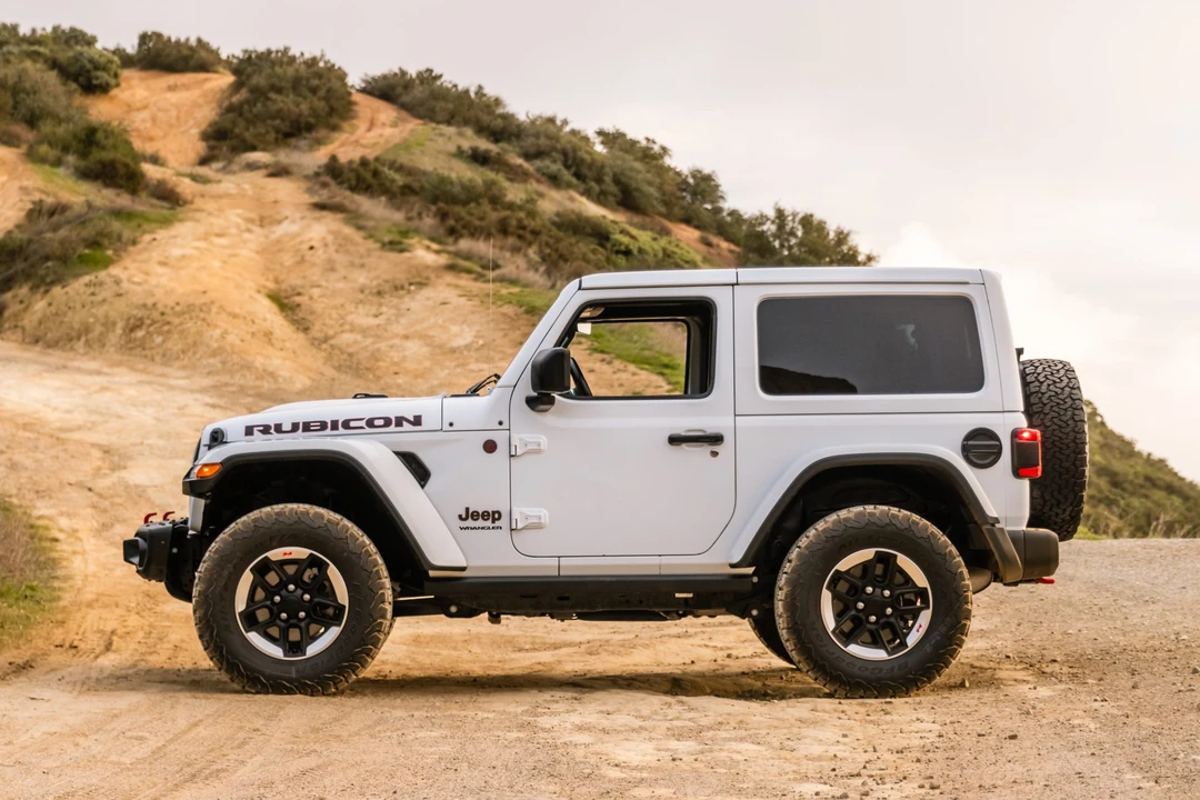 2020 Jeep JL Wrangler - Image 4 of 31