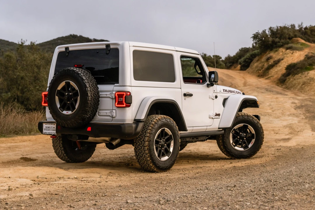 2020 Jeep JL Wrangler - Image 10 of 31