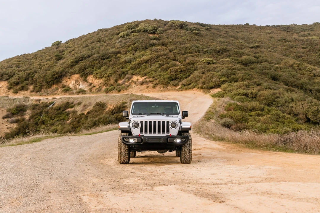 2020 Jeep JL Wrangler - Image 21 of 31