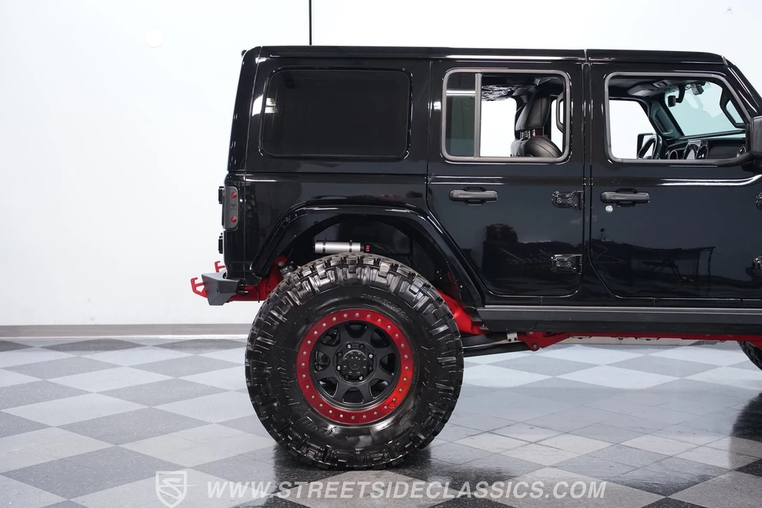 2020 Jeep JL Wrangler - Image 24 of 31