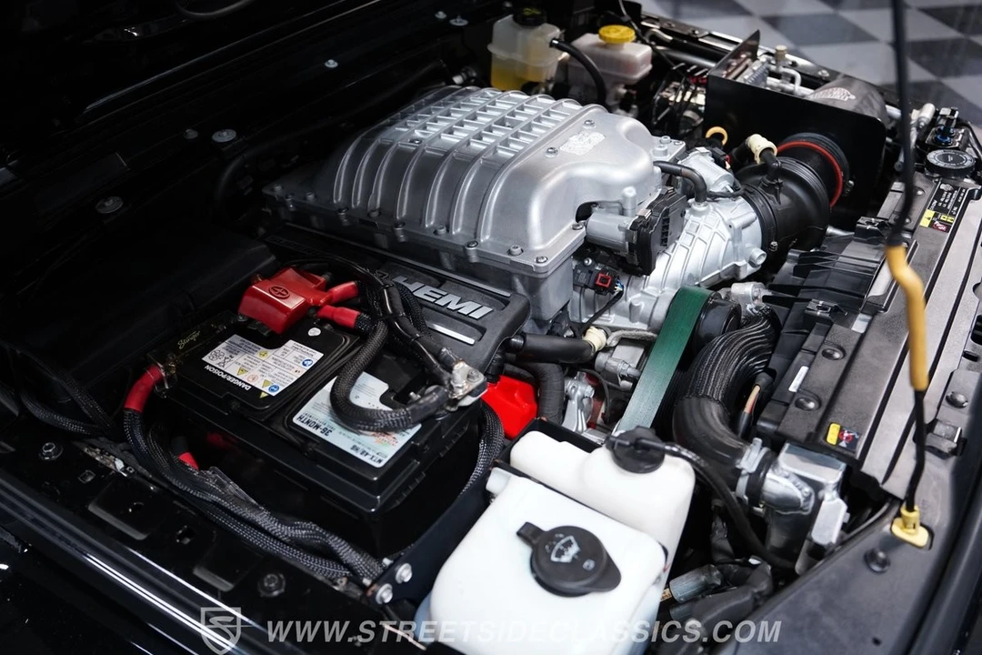 2020 Jeep JL Wrangler - Image 28 of 31
