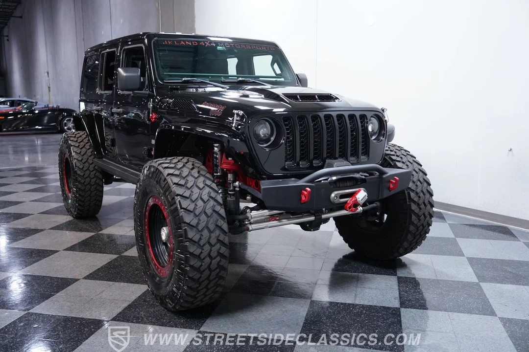 2020 Jeep JL Wrangler - Image 15 of 31