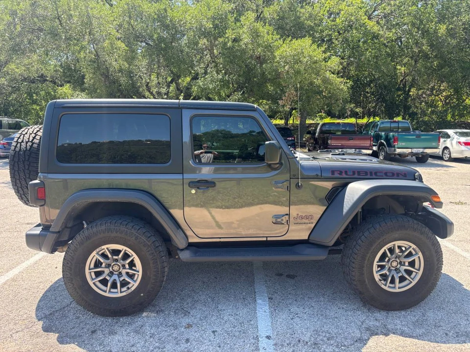 2020 Jeep JL Wrangler - Image 4 of 19