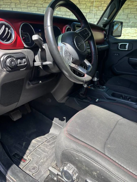 2020 Jeep JL Wrangler - Image 15 of 19