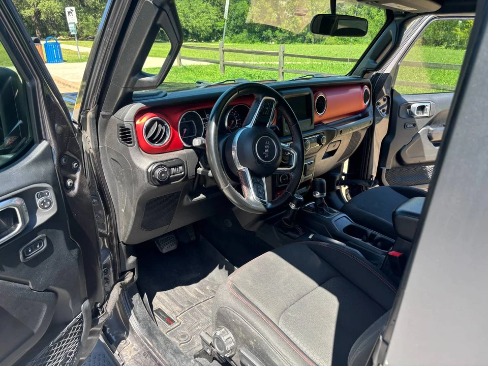 2020 Jeep JL Wrangler - Image 12 of 19