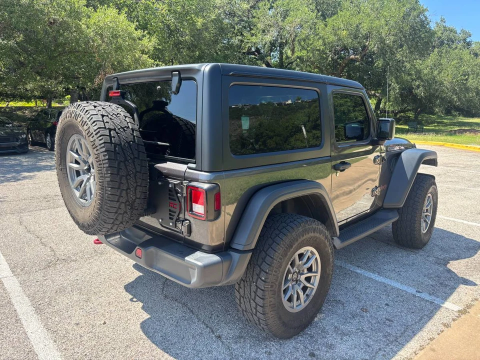 2020 Jeep JL Wrangler - Image 3 of 19