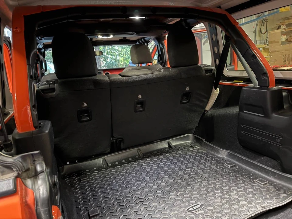 2020 Jeep JL Wrangler - Image 12 of 15