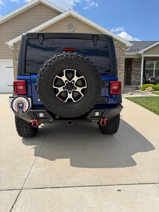 2020 Jeep JL Wrangler - Image 6 of 15