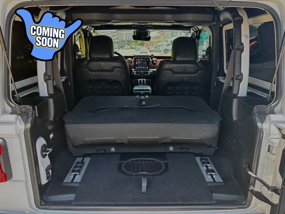 2020 Jeep JL Wrangler - Image 10 of 13