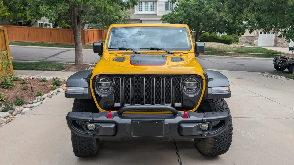 2020 Jeep JL Wrangler - Image 2 of 3