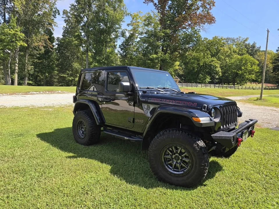 2020 Jeep JL Wrangler - Image 2 of 12