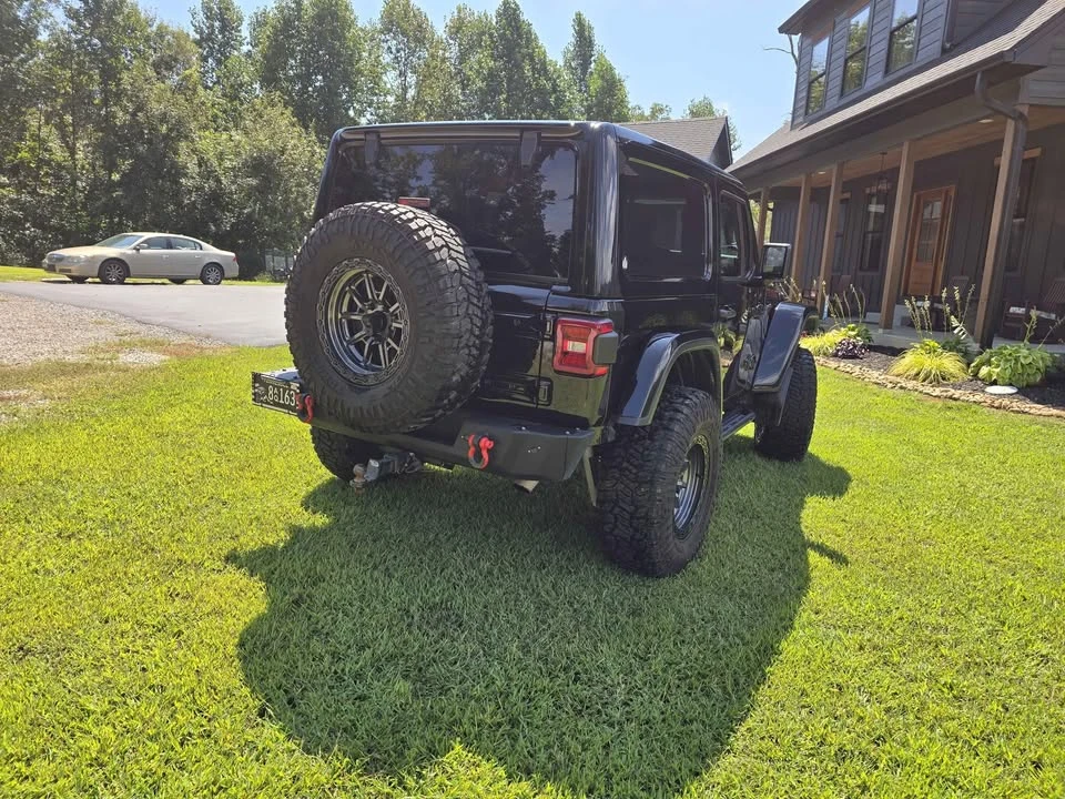 2020 Jeep JL Wrangler - Image 3 of 12