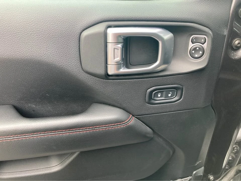 2020 Jeep JL Wrangler - Image 9 of 11
