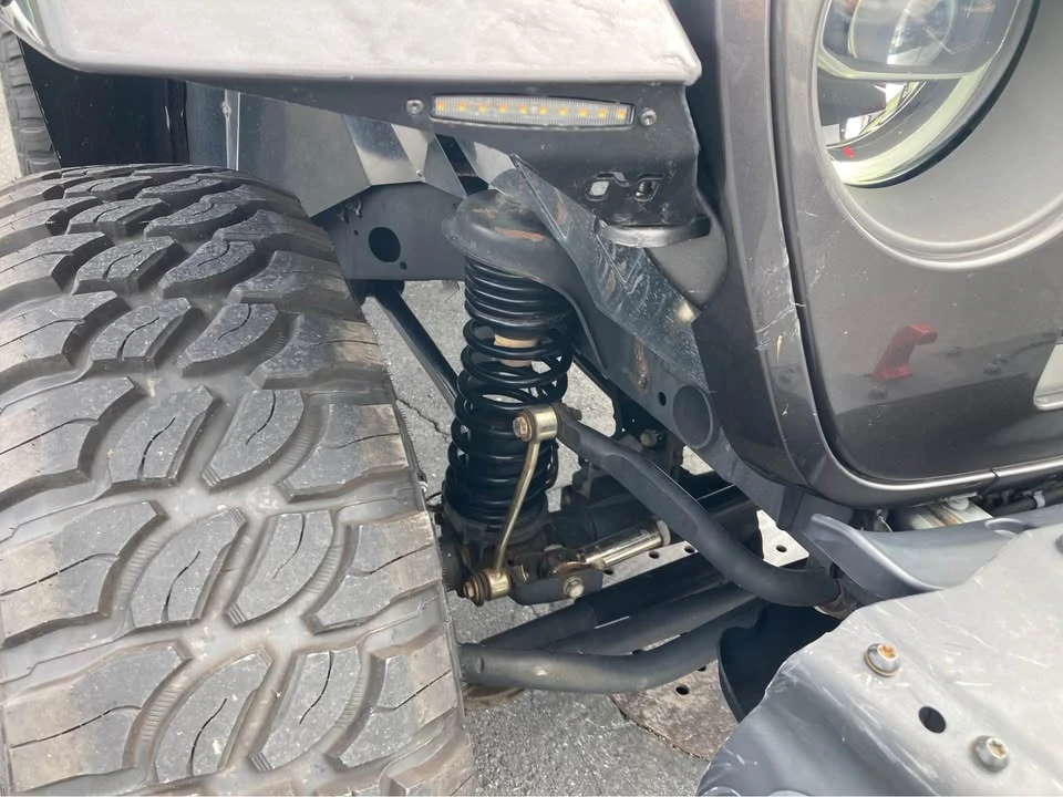2020 Jeep JL Wrangler - Image 5 of 11