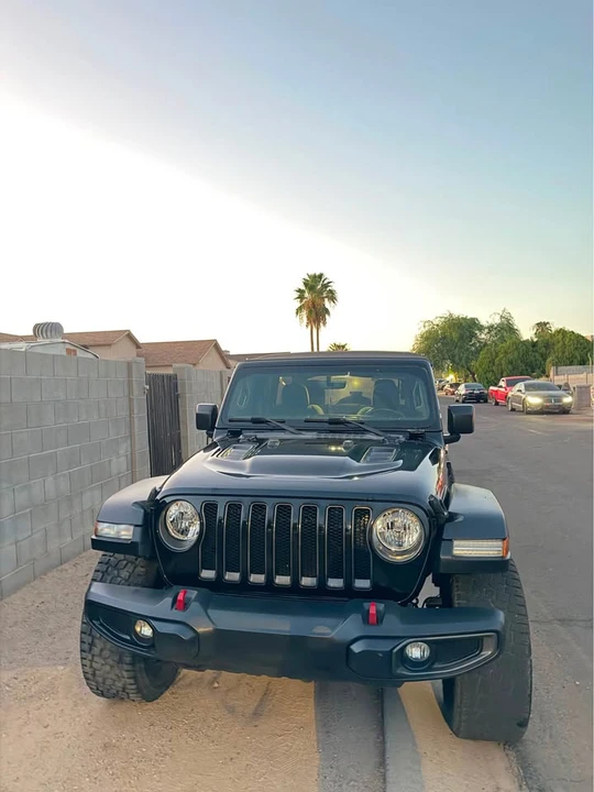 2020 Jeep JL Wrangler - Image 3 of 14