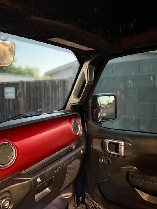 2020 Jeep JL Wrangler - Image 13 of 14