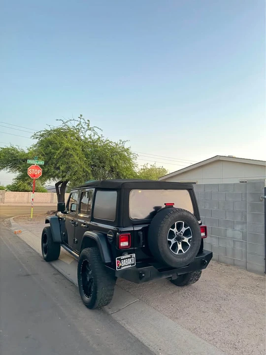 2020 Jeep JL Wrangler - Image 9 of 14