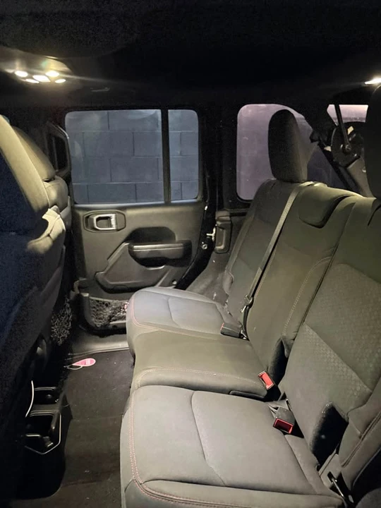 2020 Jeep JL Wrangler - Image 14 of 14