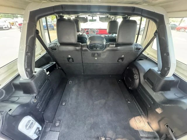 2020 Jeep JL Wrangler - Image 7 of 31