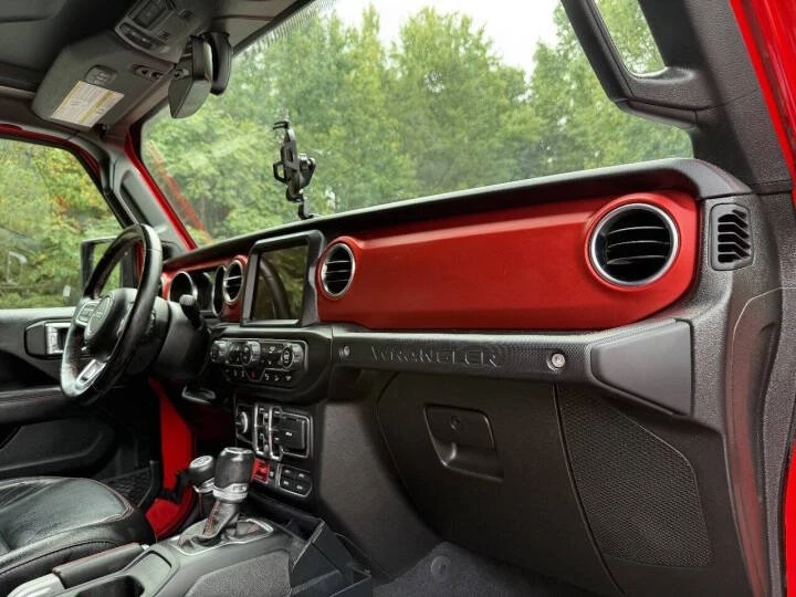 2020 Jeep JL Wrangler - Image 17 of 17