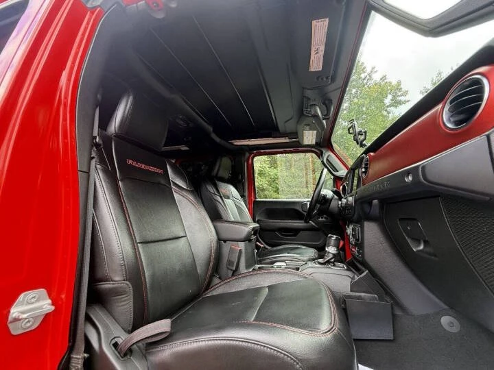 2020 Jeep JL Wrangler - Image 16 of 17