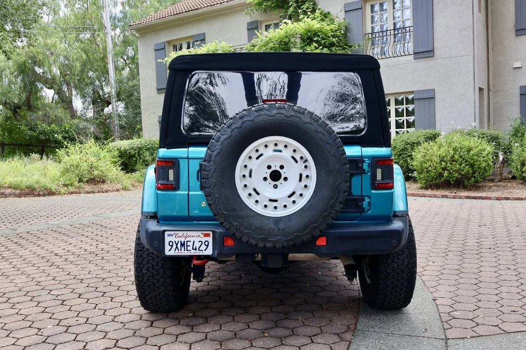 2020 Jeep JL Wrangler - Image 11 of 19