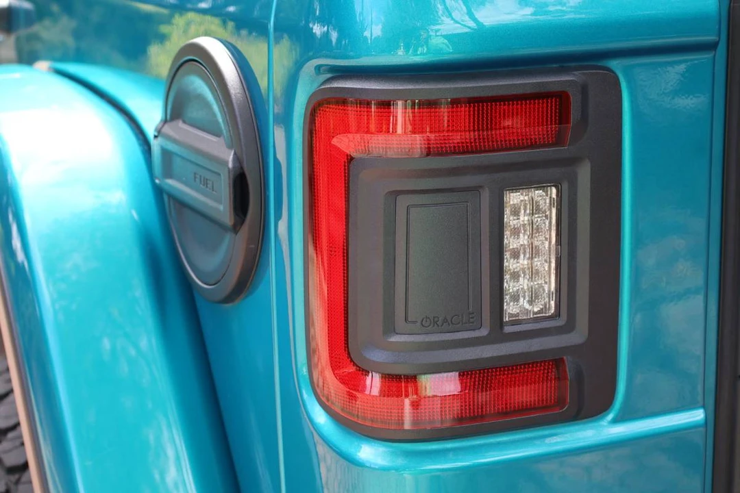2020 Jeep JL Wrangler - Image 13 of 19