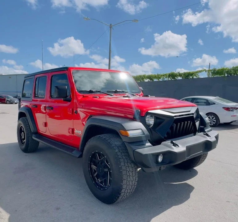 2020 Jeep JL Wrangler - Image 2 of 19