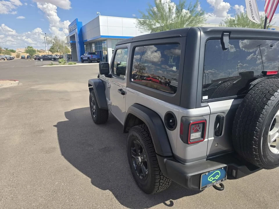 2020 Jeep JL Wrangler - Image 4 of 9
