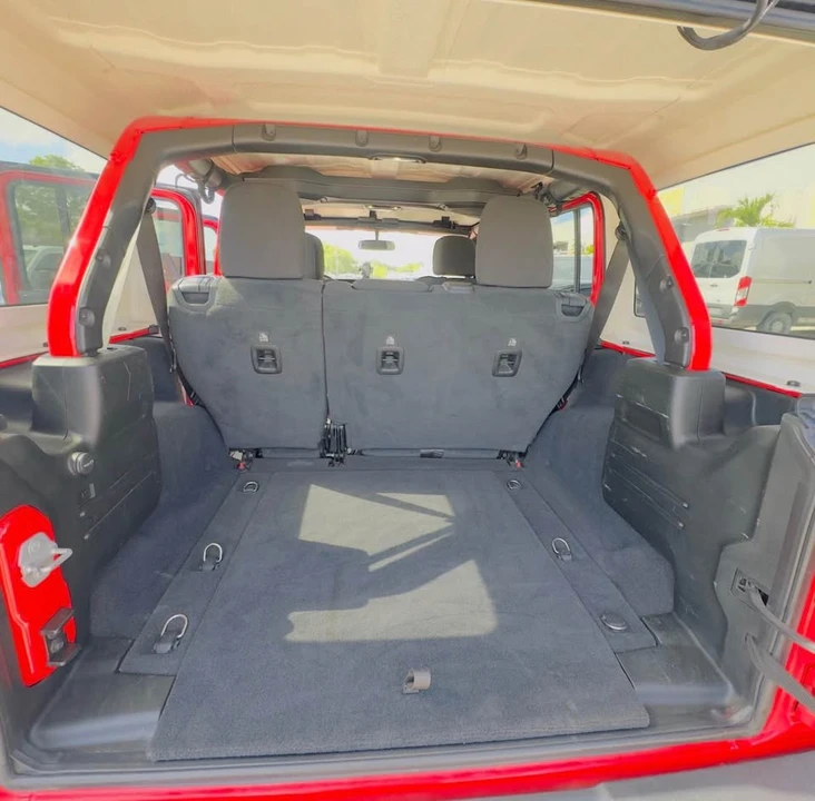 2020 Jeep JL Wrangler - Image 11 of 19