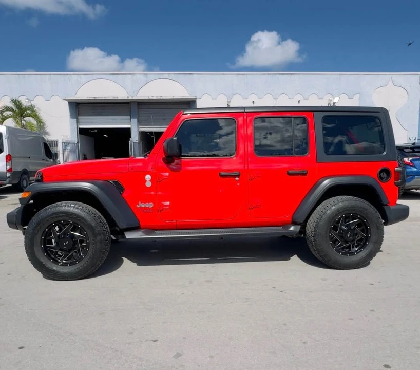 2020 Jeep JL Wrangler - Image 6 of 19