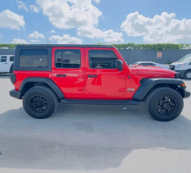 2020 Jeep JL Wrangler - Image 7 of 19