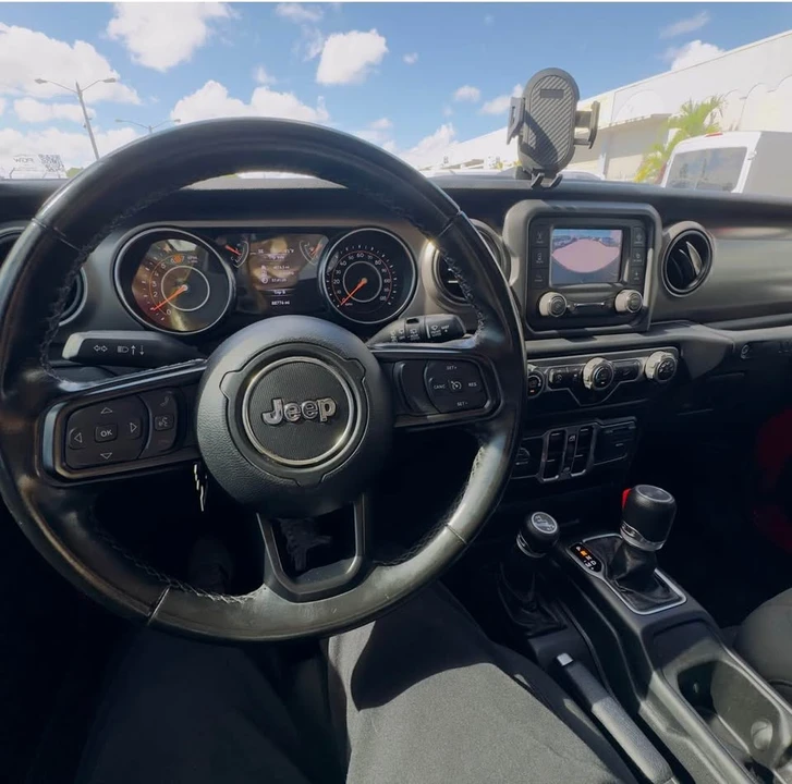 2020 Jeep JL Wrangler - Image 16 of 19